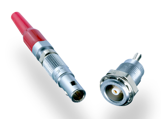 LEMO’s 00 Series miniature, blind-mating, and self-latching 50Ω coaxial connectors were 